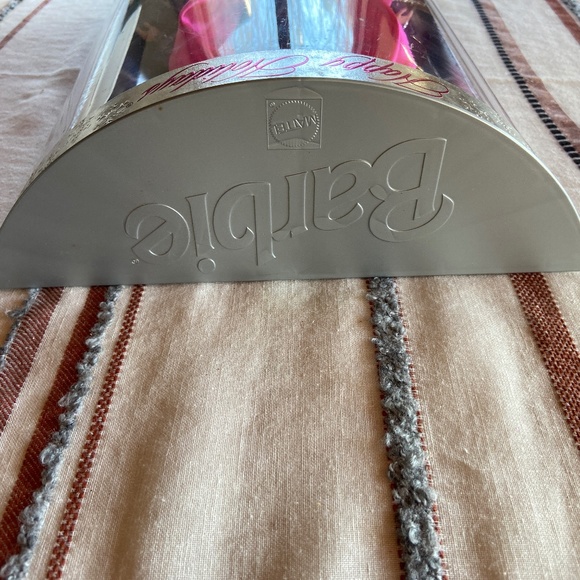 Vintage 1998 Happy Holidays Barbie - Picture 7 of 7